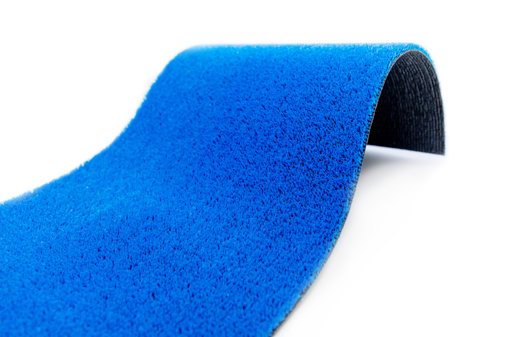 Gazon artificiel Blue Lagoon - 7 mm pour créer une décoration extérieure originale et colorée