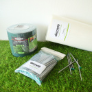 Greeninmygarden.com vous recommande : Kit de pose pour gazon synthétique sur sol meuble - 50m²