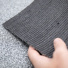 Vue sur la sous-couche du gazon gris argent pour événementiel - 8 mm